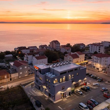 Mintos Luxury Resort ポドストラナ エクステリア 写真