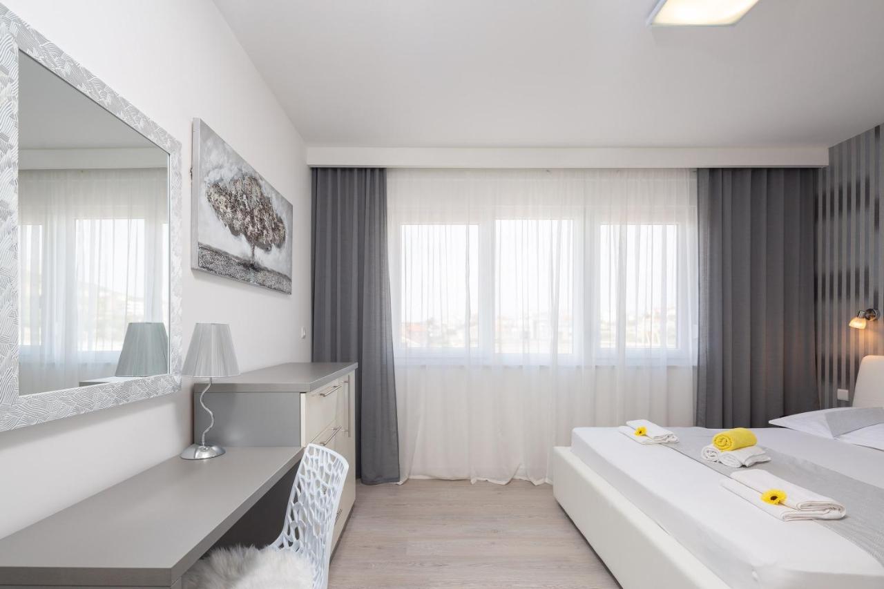 Mintos Luxury Resort ポドストラナ エクステリア 写真